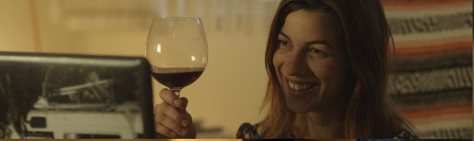 La actriz Natalia Tena en un fotograma de la película '10000 Km'