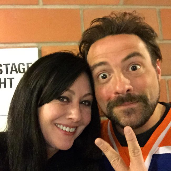 Shannen Doherty y Kevin Smith