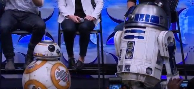 BB-8 y R2-D2 en la Star Wars Celebration