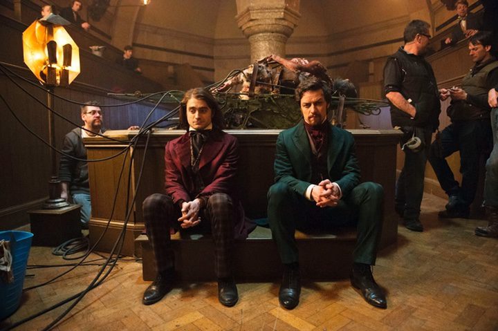  Daniel Radcliffe y James McAvoy en 'Victor Frankenstein'