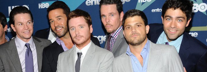  Mark Wahlberg junto al equipo de 'Entourage'