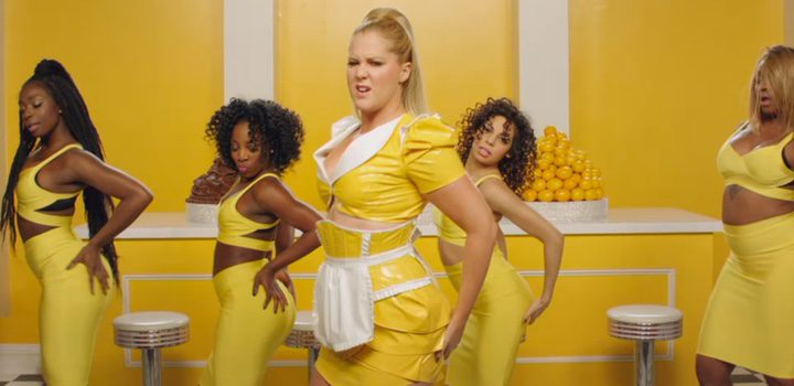  Amy Schumer en el sketch 'Milk, milk, lemonade'