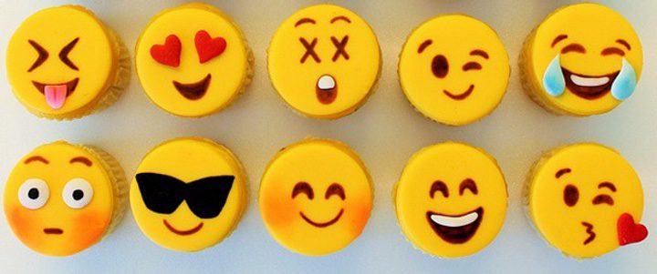 Emoji-cupcakes