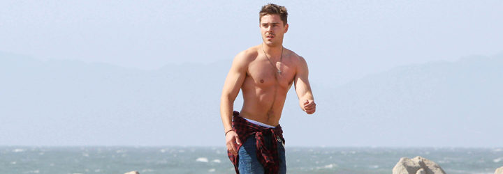  Zac Efron en la playa