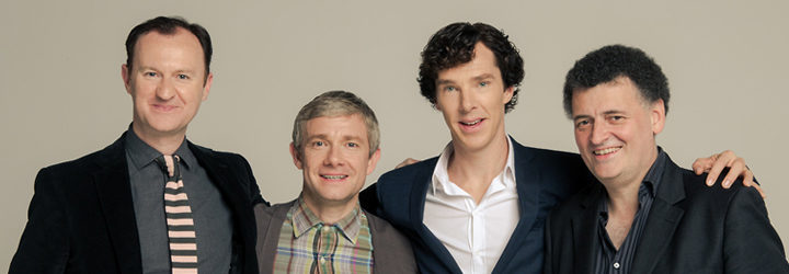 Elenco de Sherlock con el guionista