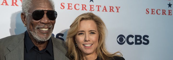  Morgan Freeman y Téa Leoni