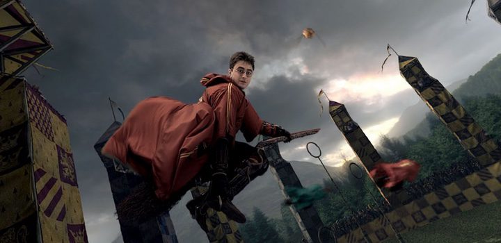 Harry Potter en un partido de Quidditch