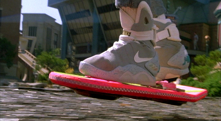 Marty McFly con las Nike MAG en 'Regreso al Futuro 2'