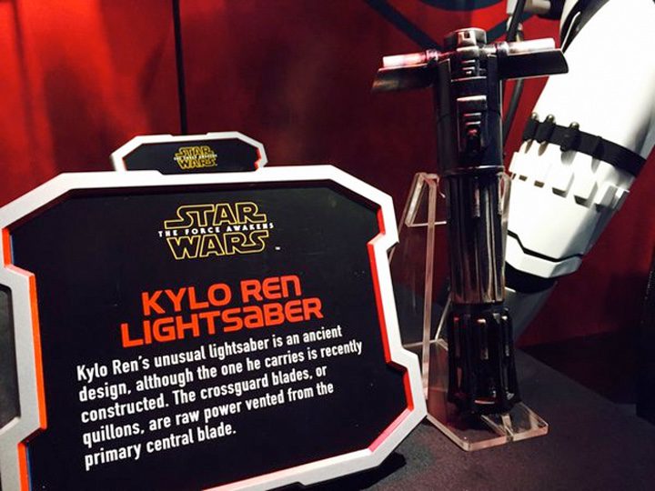  cartel Disneyland sable laser Kylo Ren