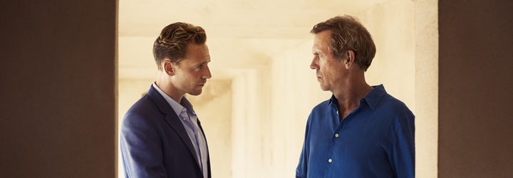  Tom Hiddleston y Hugh Laurie en 'El Infiltrado'