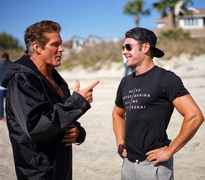  Zac Efron junto con David Hasselhoff