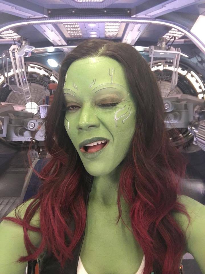  Zoe Saldana como Gamora en 'Guardianes de la galaxia Vol. 2'