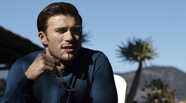 Scott Eastwood durante una sesión de fotos