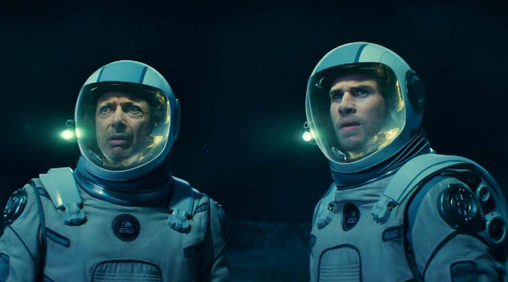 Jeff Goldblum y Liam Hemsworth en 'Independence Day: Contraataque'