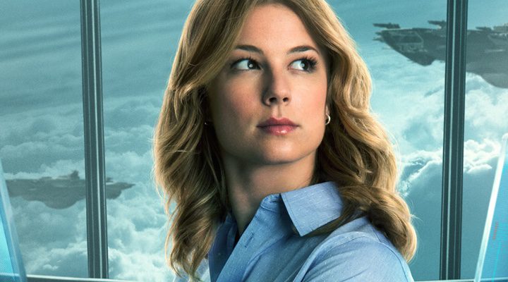  Emily VanCamp interpreta a Sharon Carter