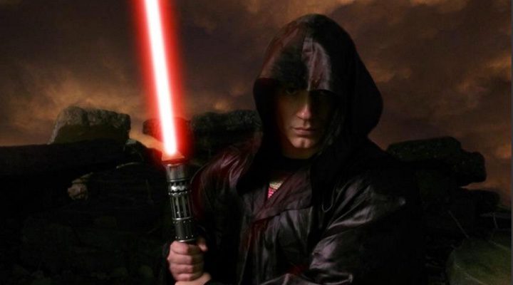  Henry Cavill caracterizado como Jedi en una imagen subida por Zack Snyder durante el proceso de producción de 'Batman v Superman: El amanecer de la Justicia'