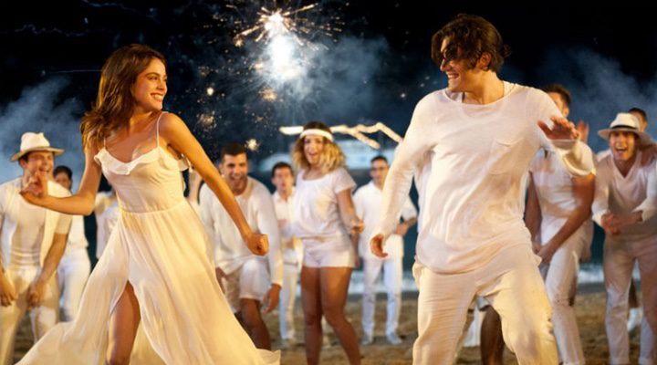  Martina Stoessel y Adrián Salzedo en 'Tini: El gran cambio de Violetta'