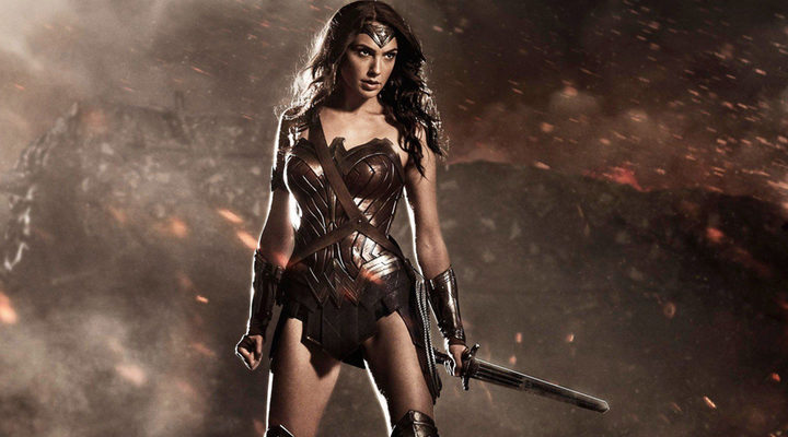 Gal Gadot como Wonder Woman