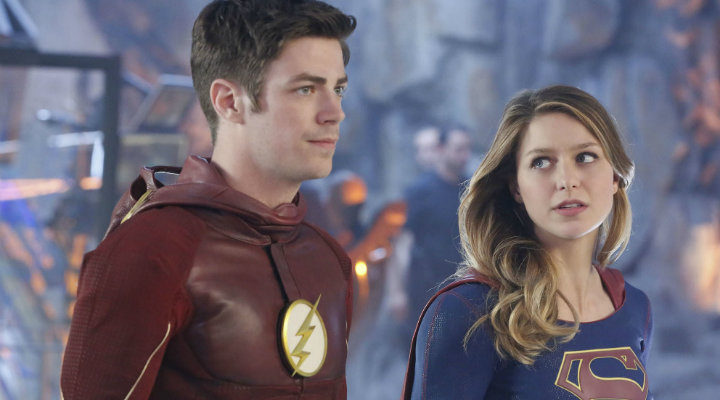 Flash y Supergirl