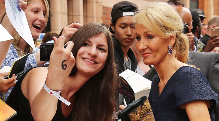 J.K Rowling en la premiere de 'Harry potter y el legado maldito'