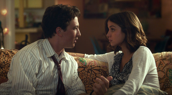 Miles Teller y Ana de Armas en 'Juego de Armas'