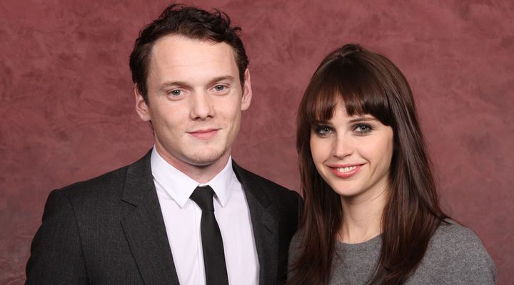 Felicity Jones y Anton Yelchin