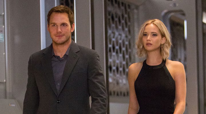 Chris Pratt y Jennifer Lawrence en 'Passengers'