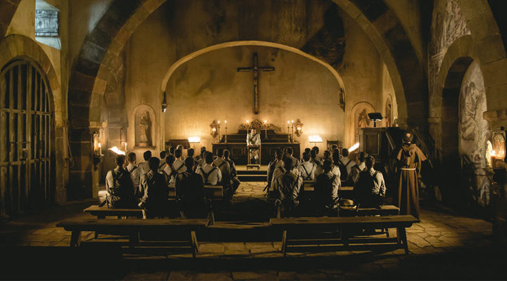 '1898. Los últimos de Filipinas' fotograma iglesia