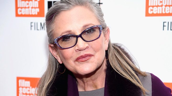 La madre de Carrie Fisher, Debbie Reynolds, confirma que la actriz continúa estable