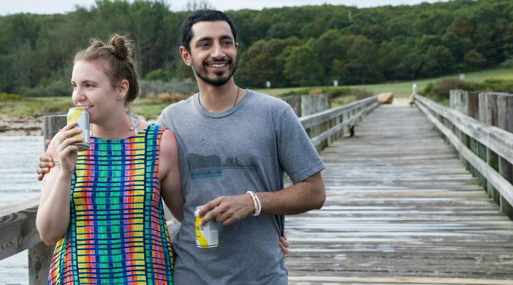 Lena Dunham y Riz Ahmed