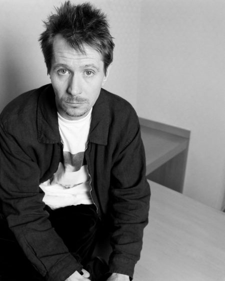 ACTUALIZADO: Gary Oldman podría ser el padre de Tony Stark