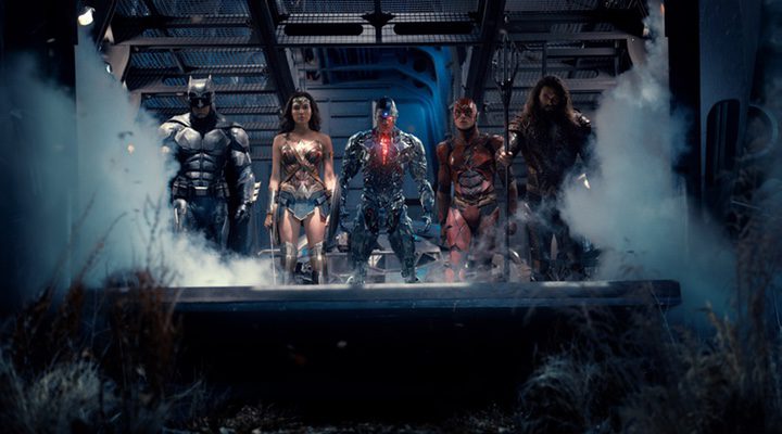 Batman (Ben Affleck), Wonder Woman (Gal Gadot), Cyborg (Ray Fisher), The Flash (Ezra Miller) y Aquaman (Jason Momoa) 