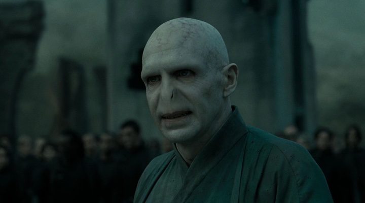 Ralph Fiennes como Voldemort