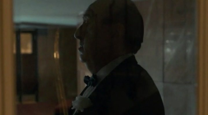  José Ángel Egido como Alfred Hitchcock en 'El Ministerio del Tiempo'