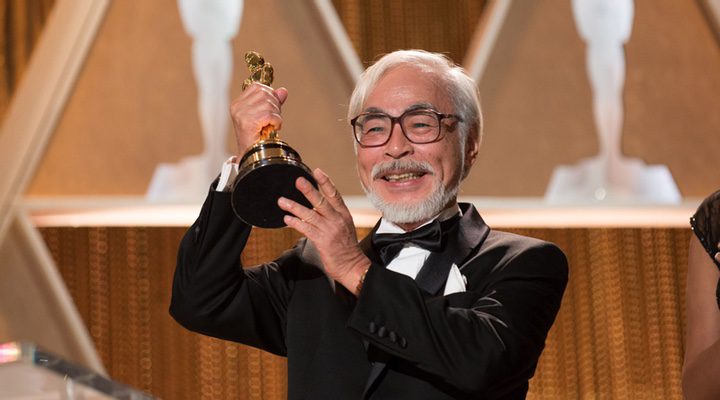  Hayao Miyazaki recibiendo el Óscar