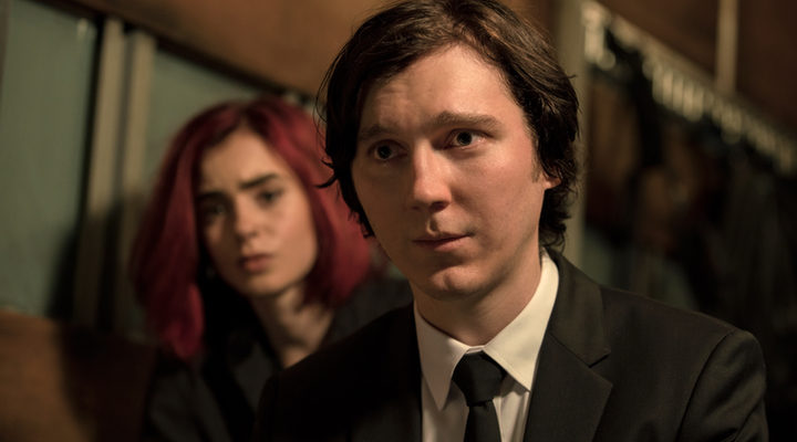 Paul Dano y Lily Collins en 'Okja'