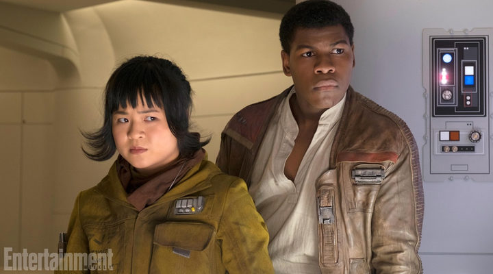 Finn junto a Rose Tico en 'Star Wars: los últimos Jedi'