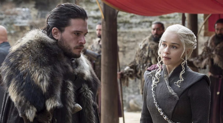 Jon Snow y Daenerys en 'Juego de Tronos'