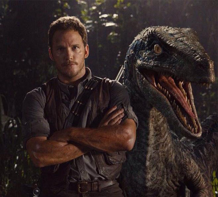 Chris Pratt en una imagen promocional de 'Jurassic World'