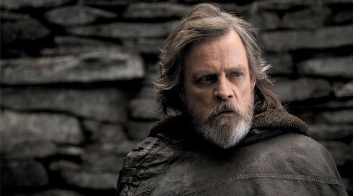 Mark Hamill como Luke Skywalker