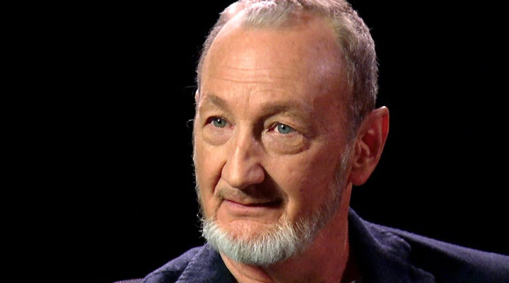  Robert Englund