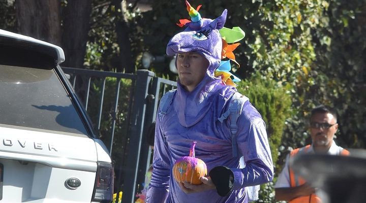 Channing Tatum disfrazdo de unicornio en Halloween