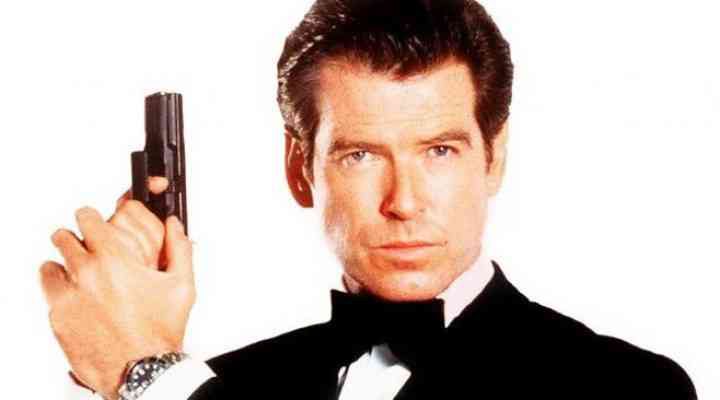  Pierce Brosnan