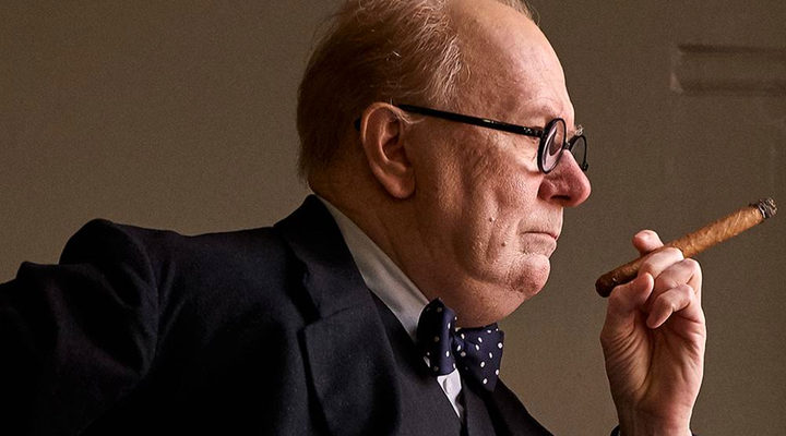 Gary Oldman en el papel de Winston Churchill