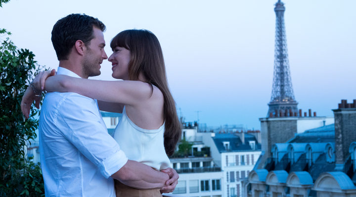 Christian Grey y Anastasia Steele de luna de miel en París