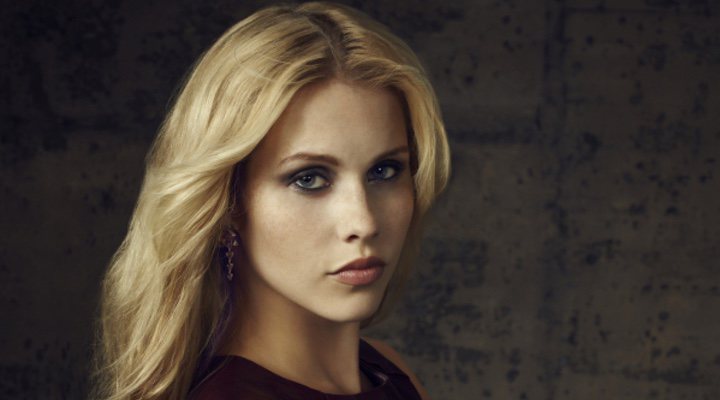 Claire Holt en 'Crónicas Vampíricas'