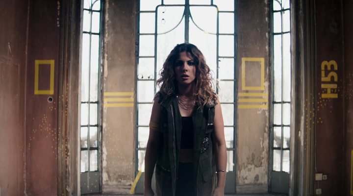 Videoclip 'Hay algo en mí' Miriam