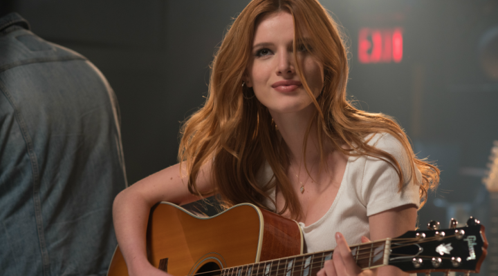  Bella Thorne en 'Amor a medianoche'