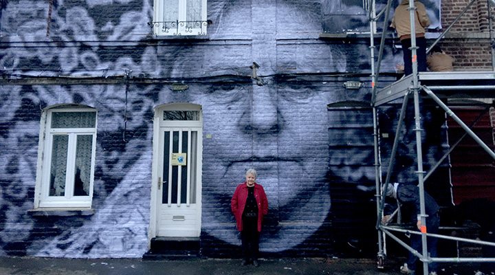 'Una de las mujeres retratadas en 'Caras y lugares''