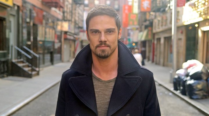  Jay Ryan en 'La Bella y la Bestia'